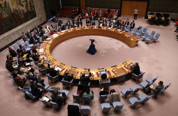 中美俄均投赞成票 联合国安理会通过涉乌决议当地时间2月24日，联合国安理会就美国提出的关于乌克兰问题的决议草案进行表决
