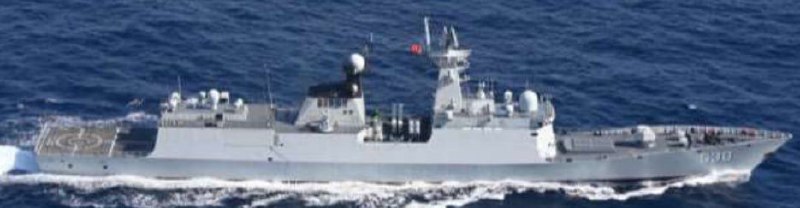 中国海军在西太平洋开展大规模军事演习2月8日至11日，中国海军在西太平洋进行了一次大规模的军事演习，东海舰队派出了一支由8艘舰船组成的舰队