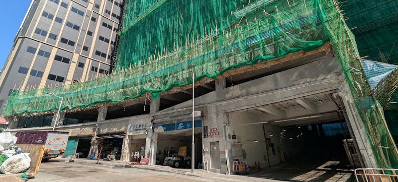 香港葵涌再发持械抢劫案，4名内地人遭袭2025年1月18日凌晨，香港葵涌永建路高威工业中心发生一起持械抢劫案