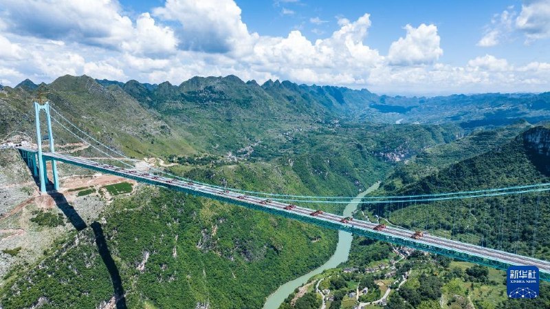 8月25日，在建世界第一高桥——贵州花江峡谷大桥荷载试验顺利完成，通车在即