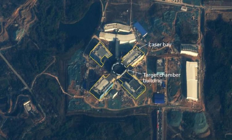 中国在绵阳建设大型激光核聚变研究中心卫星图像显示，中国正在四川省绵阳市建设一个大型激光核聚变研究中心